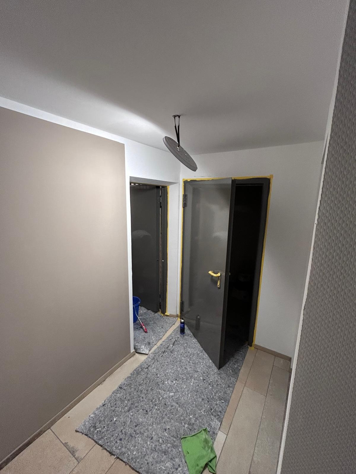 Treppenhaus nach der gestalterischen Aufwertung