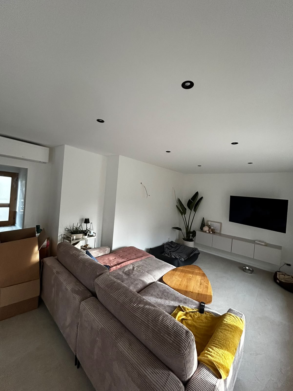 Wohnung, Bezogen nach der Übergabe